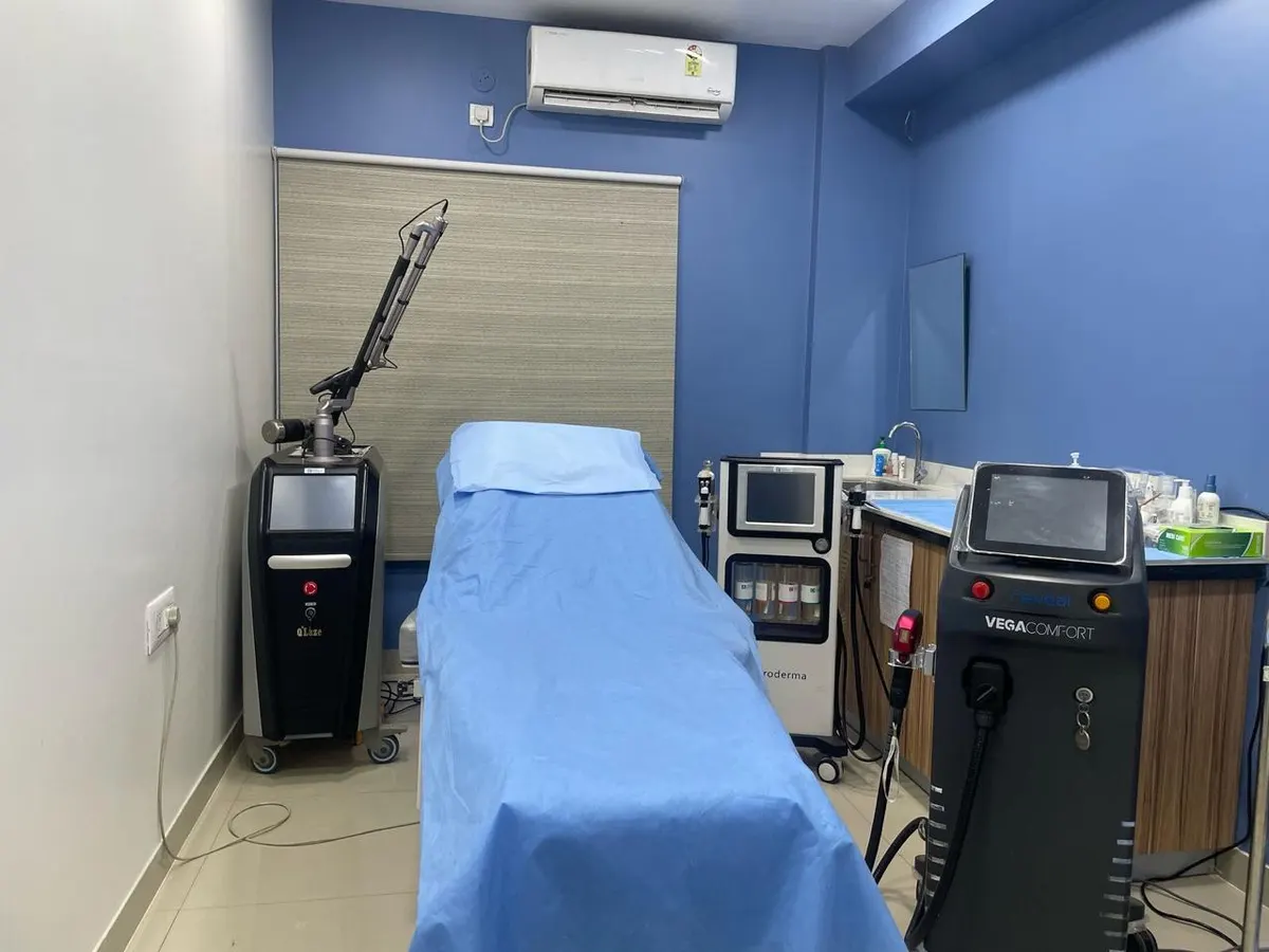 A procedure room at Neo Follicle Hair Transplant Clinic, Bangalore.